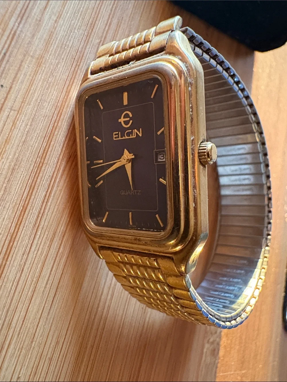 Elgin gold tone